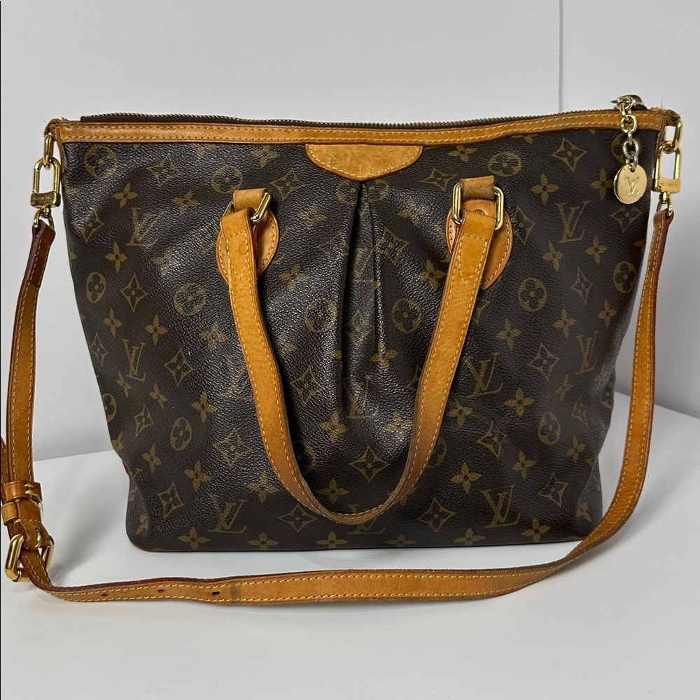 💯 Authentic Louis Vuitton Palermo Monongram🍀